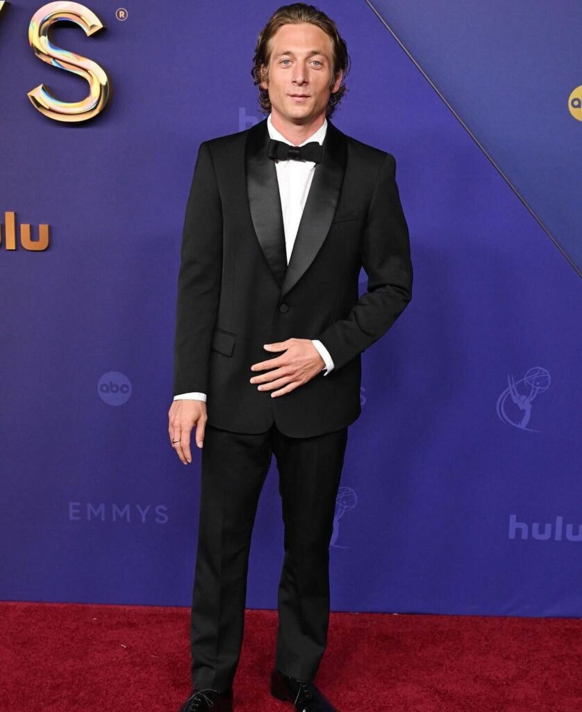 Jeremy Allen White in Calvin Klein at the Emmys 2024