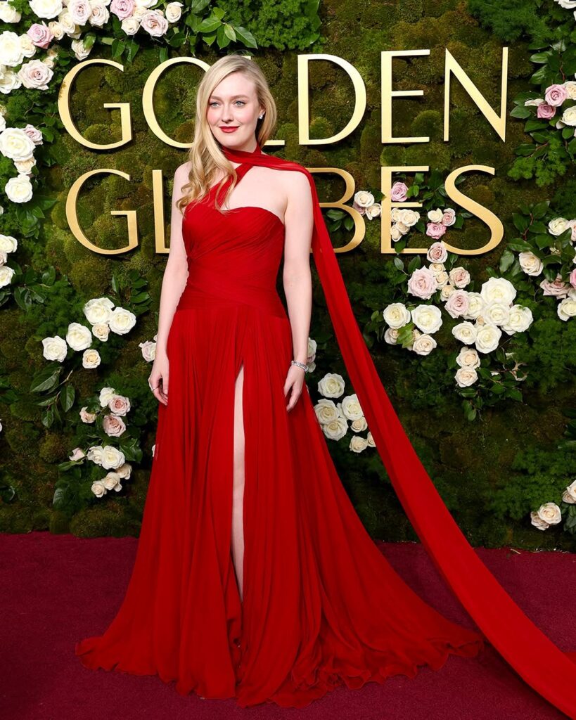 Dakota Fanning in Dolce & Gabbana